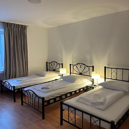Hotel-Pension Asta Мюнхен Екстериор снимка