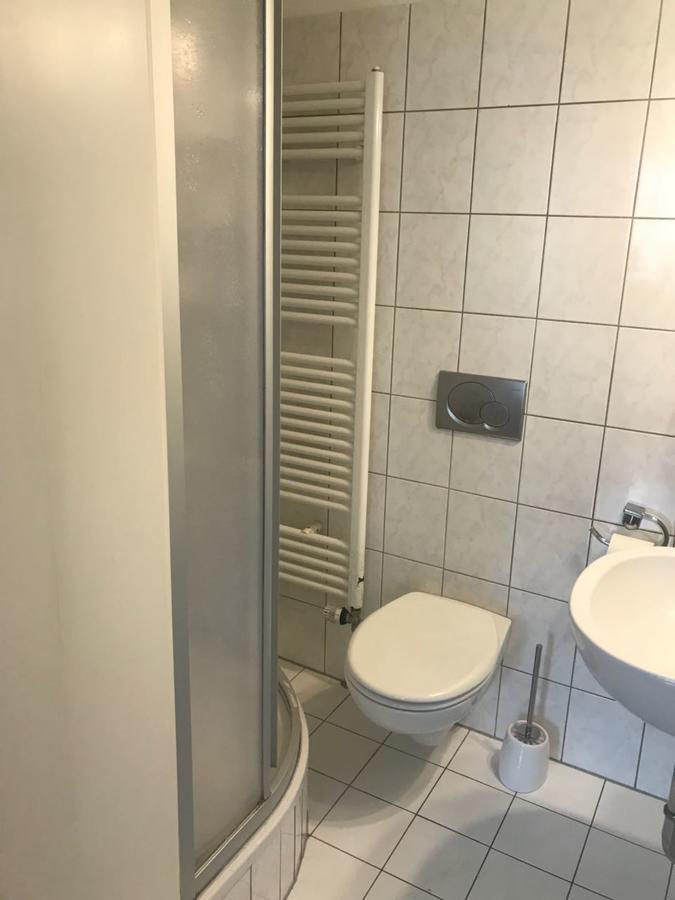 Hotel-Pension Asta Мюнхен Екстериор снимка